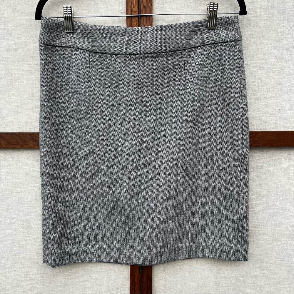 Banana Republic Gray Herringbone Wool Blend Lined Tailored Pencil Skirt - Size 4